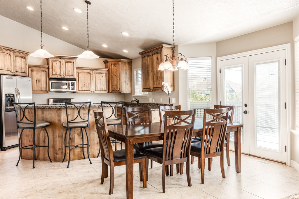 2967 W DURHAM WOODS WAY Riverton, UT 84065