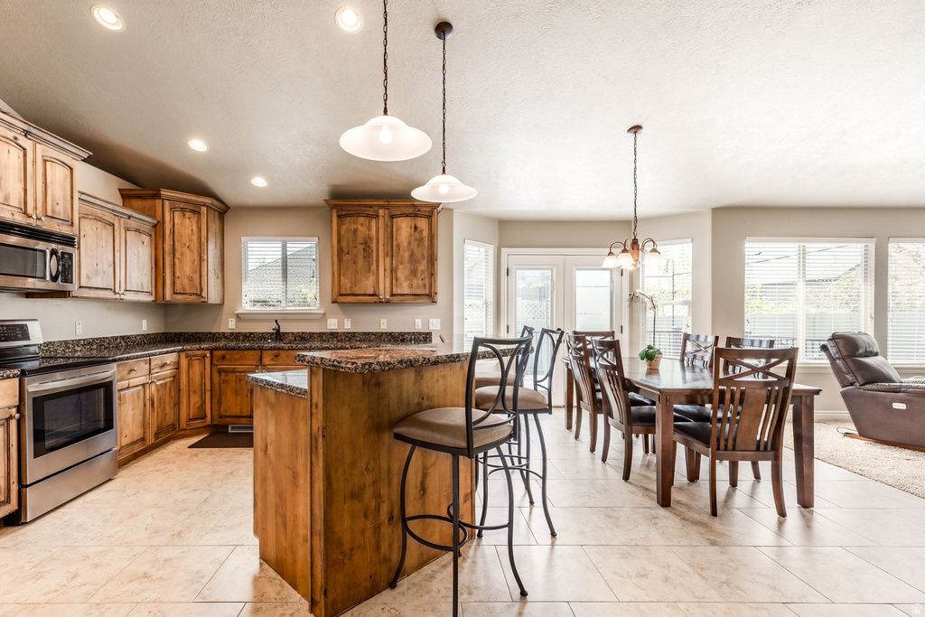 2967 W DURHAM WOODS WAY Riverton, UT 84065