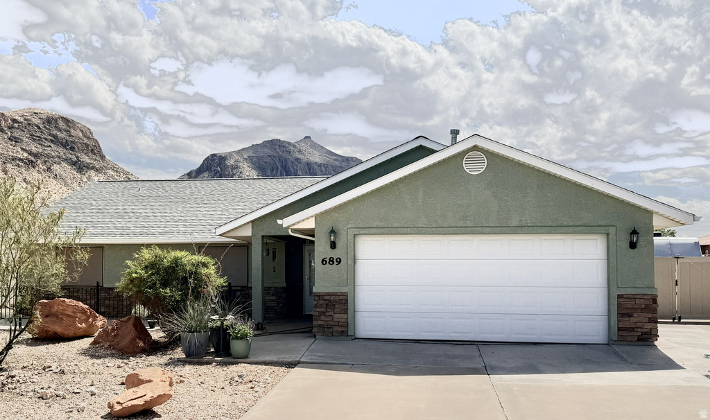 689 W 2050 S Hurricane, UT 84737