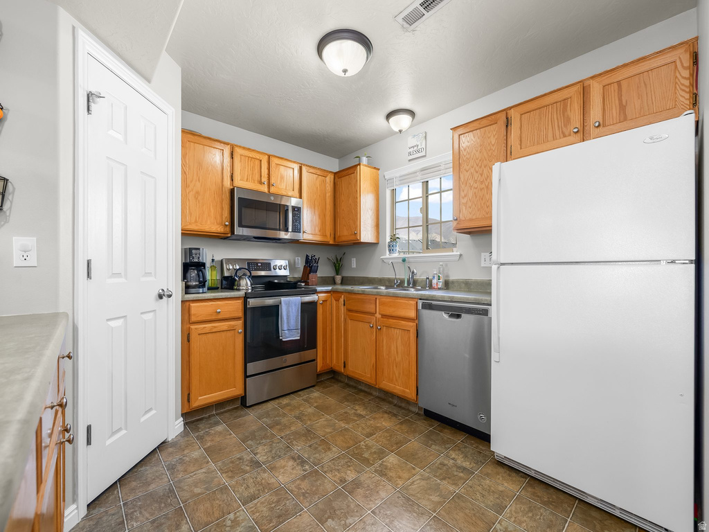 987 S 1850 W Springville, UT 84663