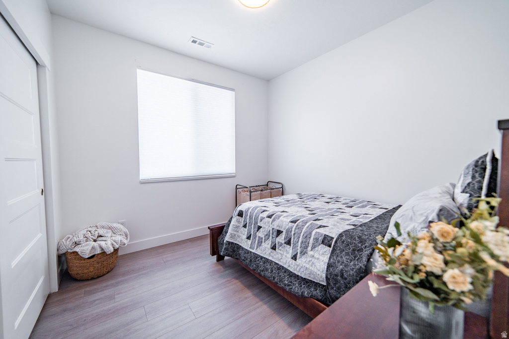 717 N BRADFORD DR North Salt Lake, UT 84054