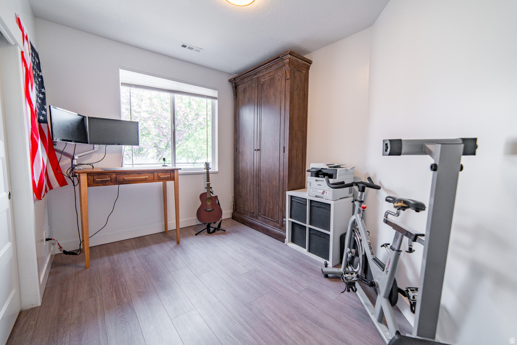 717 N BRADFORD DR North Salt Lake, UT 84054