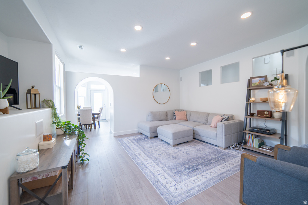 717 N BRADFORD DR North Salt Lake, UT 84054