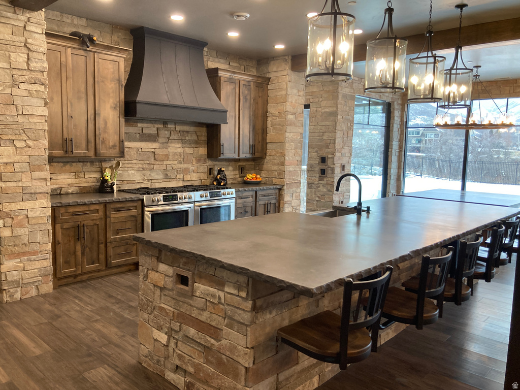 259 S MEADOW DR Springville, UT 84663