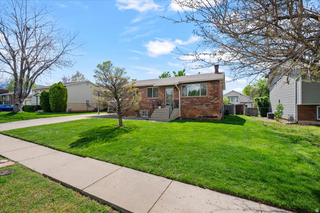 184 E 1150 N Layton, UT 84040