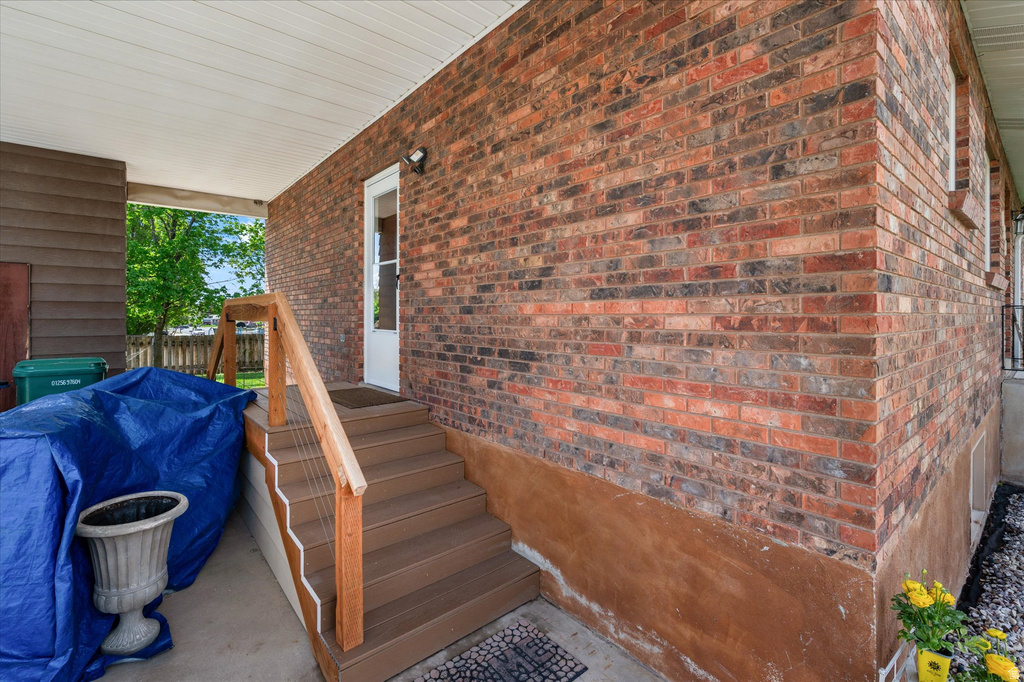 184 E 1150 N Layton, UT 84040