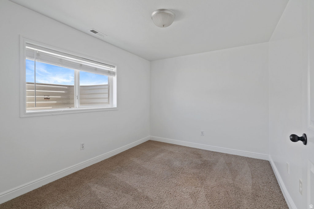 2253 LONE TREE PKWY Eagle Mountain, UT 84005