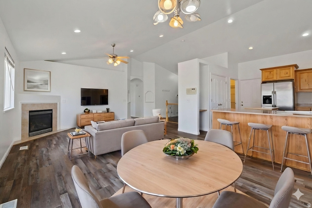 2253 LONE TREE PKWY Eagle Mountain, UT 84005