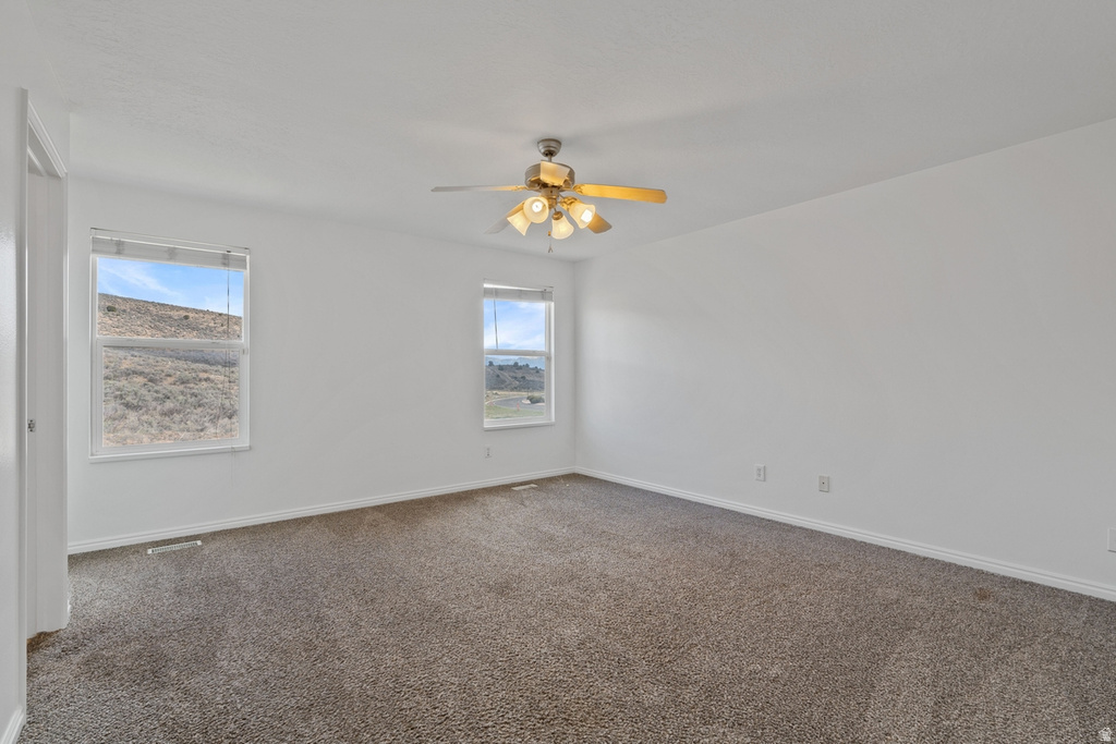 2253 LONE TREE PKWY Eagle Mountain, UT 84005