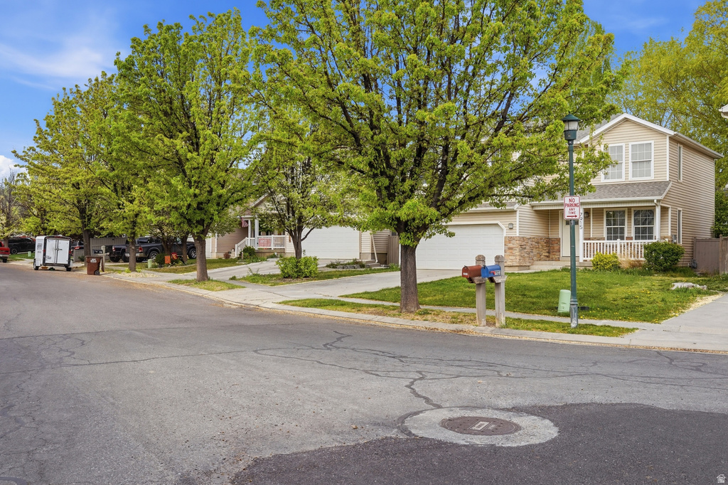 7915 N GERONIMO DR Eagle Mountain, UT 84005