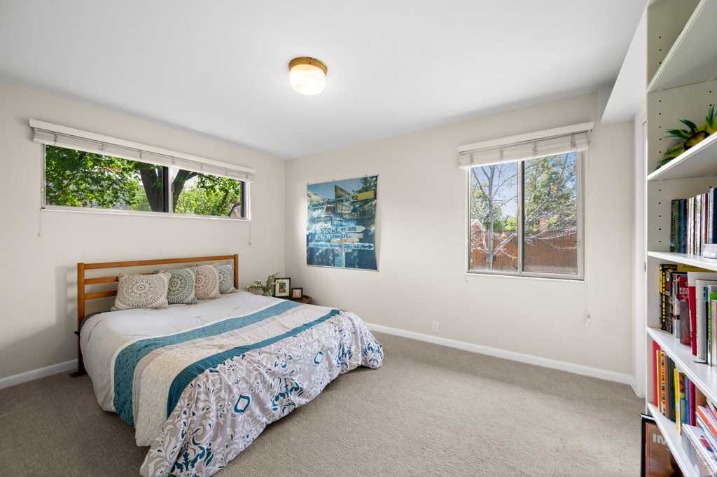 2028 E KENSINGTON AVE Salt Lake City, UT 84108