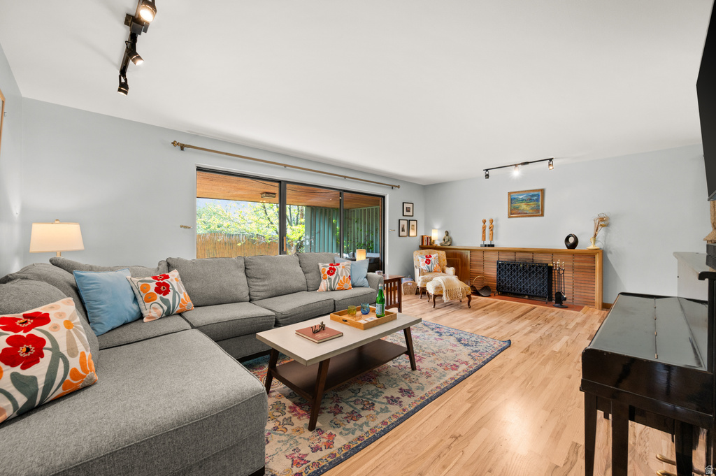 2028 E KENSINGTON AVE Salt Lake City, UT 84108