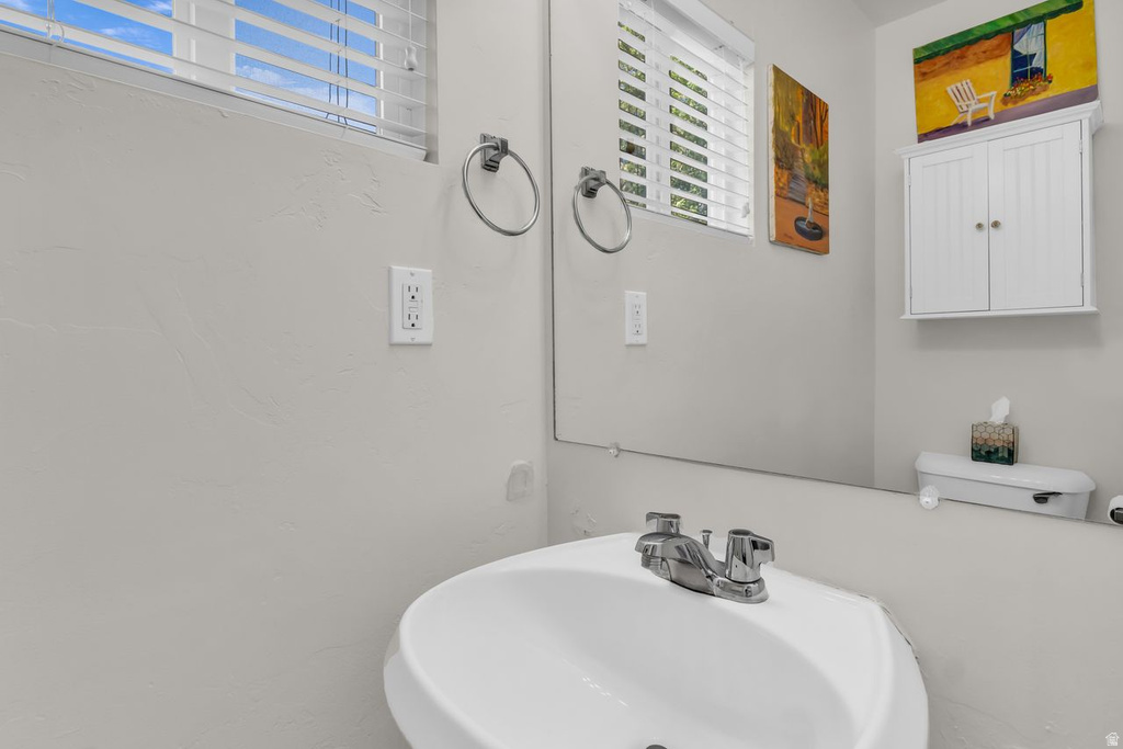 4481 W PALE MOON LN South Jordan, UT 84009