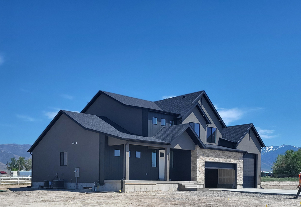4170 N 560 W photo 2