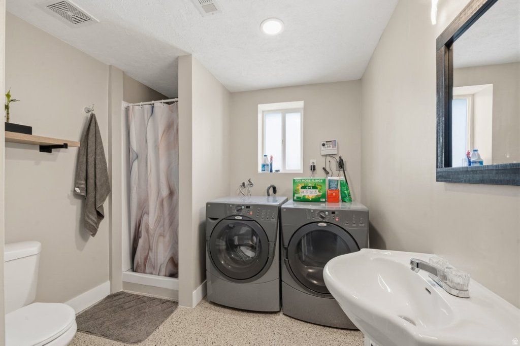 2029 N 1720 W Clinton, UT 84015