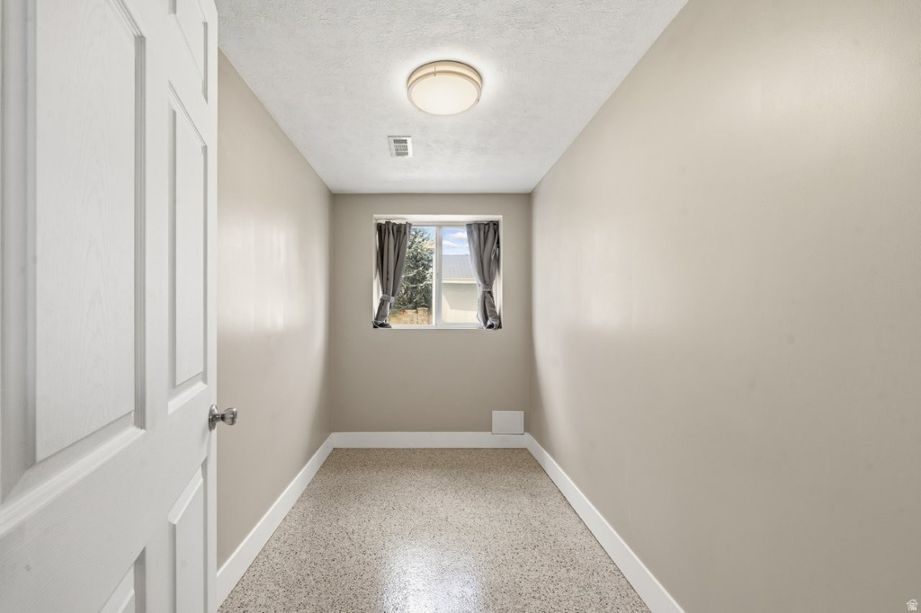 2029 N 1720 W Clinton, UT 84015