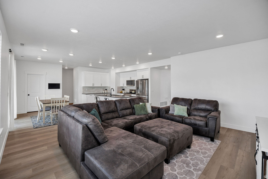 699 E 1200 S Hyrum, UT 84319