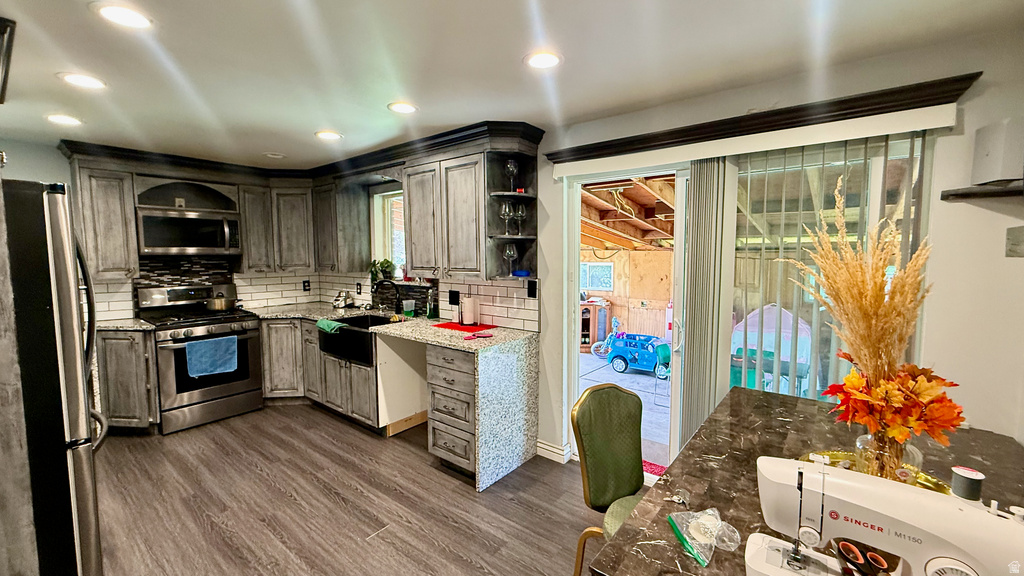 4231 S 675 E South Ogden, UT 84403