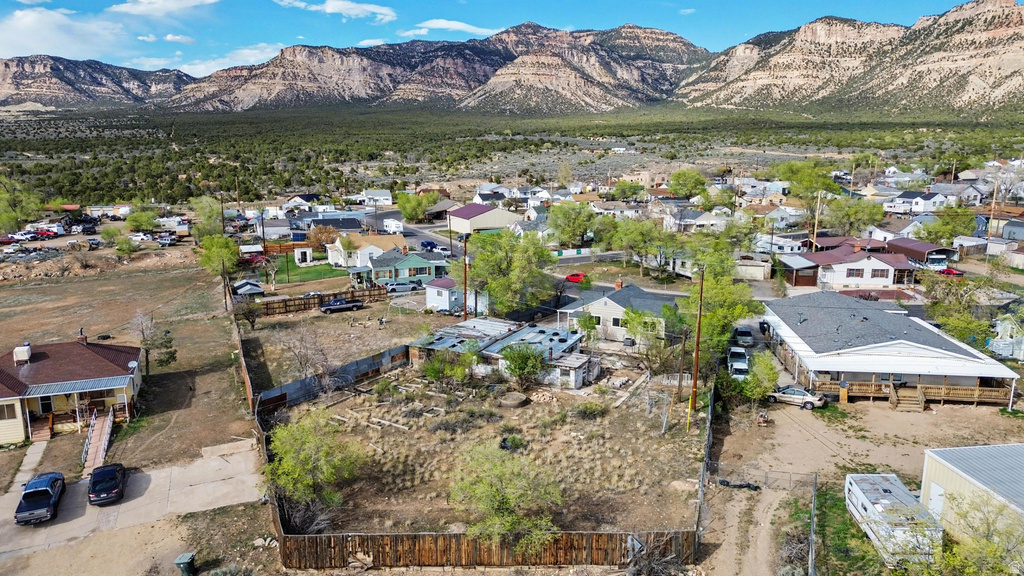 112 SHUMAN East Carbon, UT 84520