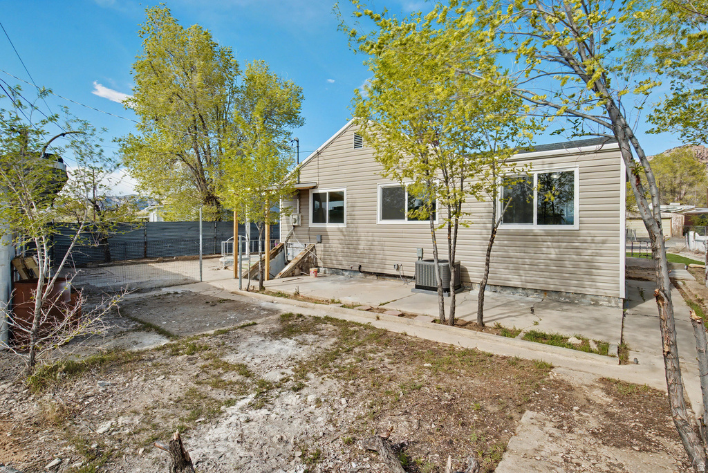 112 SHUMAN East Carbon, UT 84520