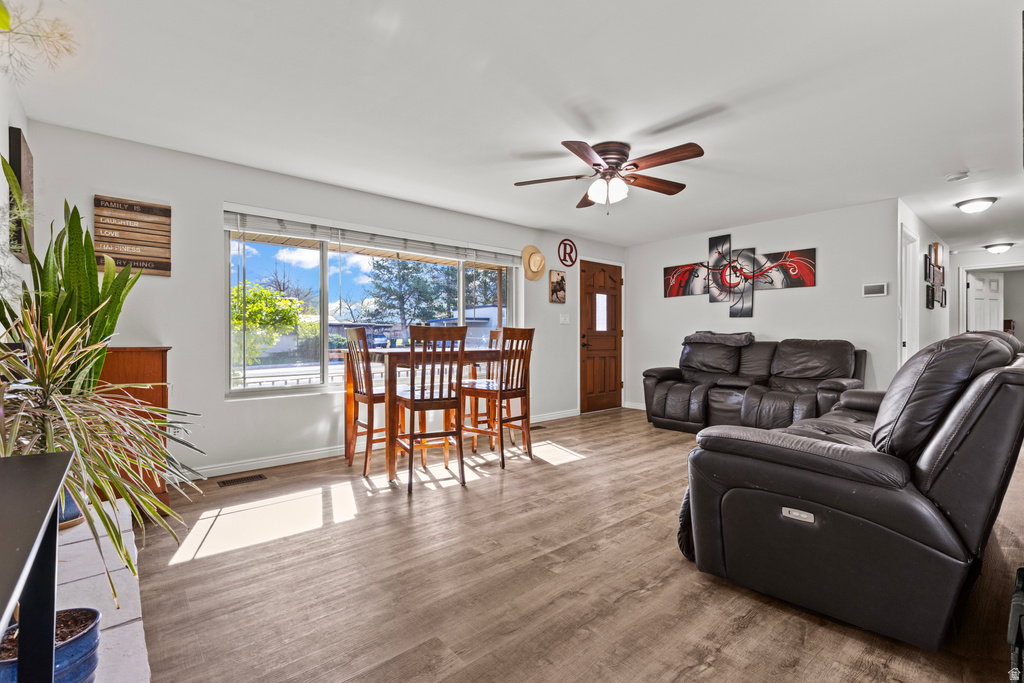 20 S COLEMAN ST Tooele, UT 84074