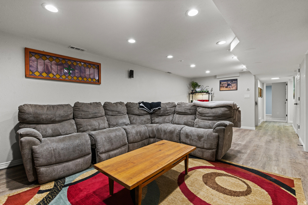 20 S COLEMAN ST Tooele, UT 84074