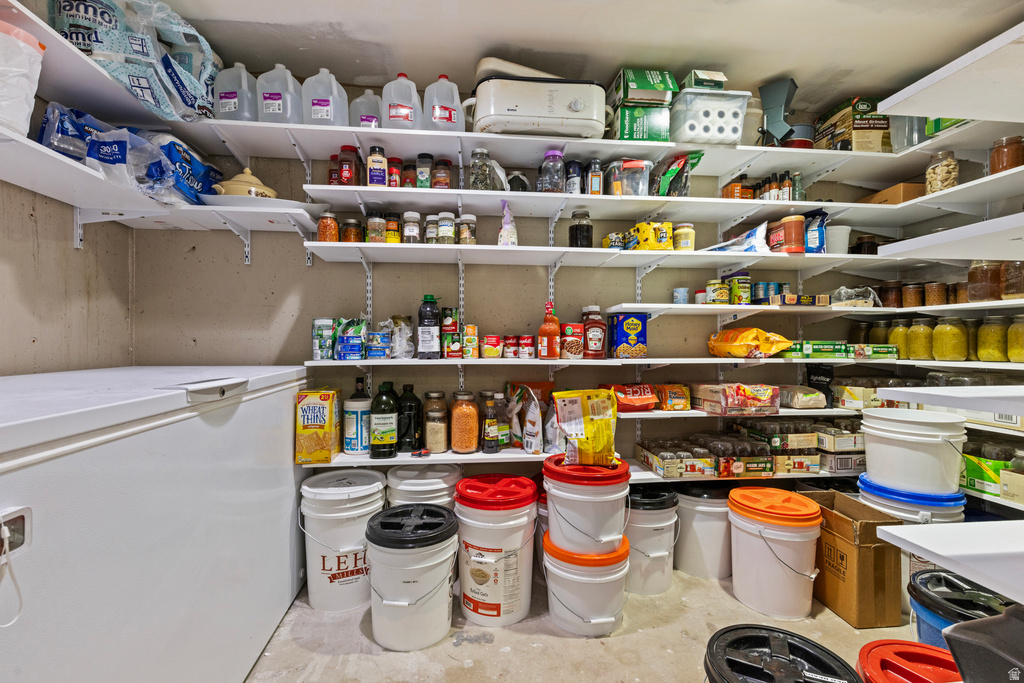 20 S COLEMAN ST Tooele, UT 84074