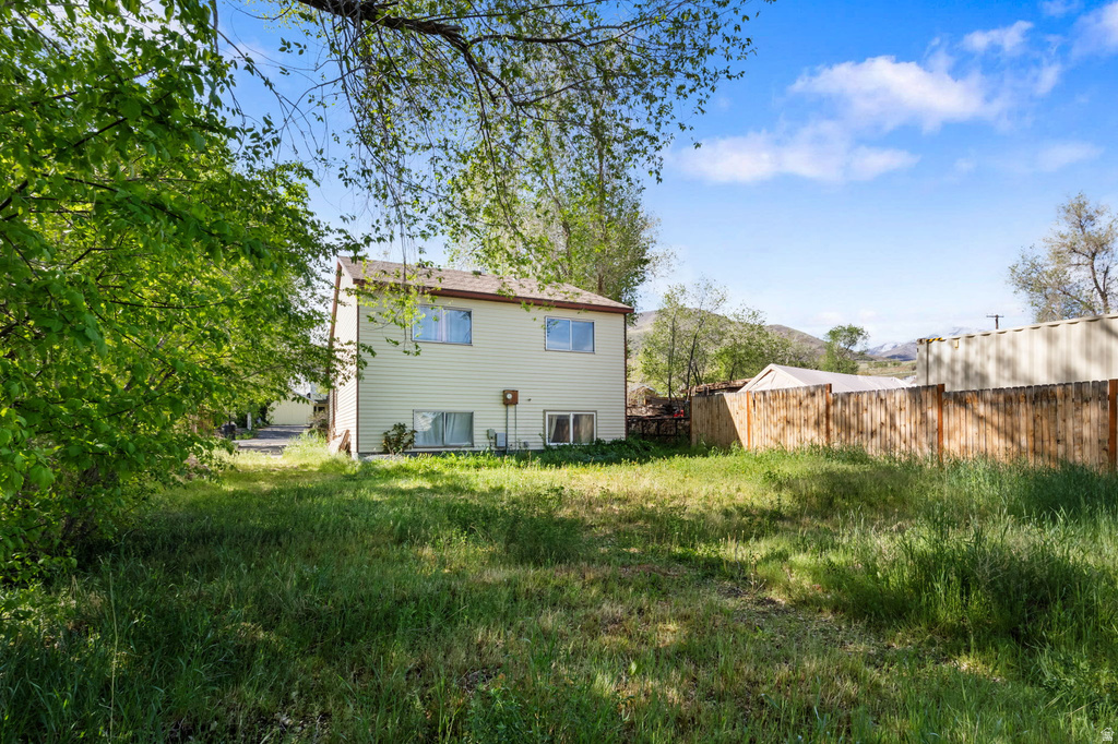 9126 W 3200 S Magna, UT 84044