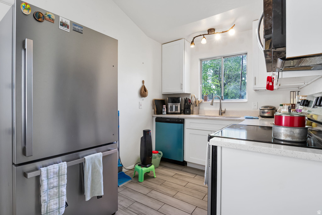 9126 W 3200 S Magna, UT 84044