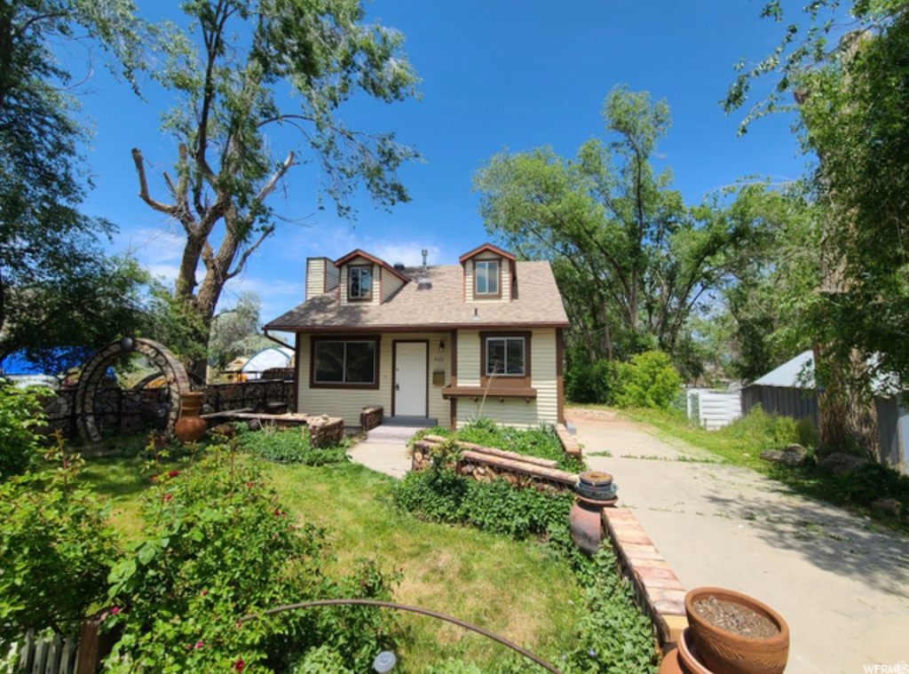 9126 W 3200 S Magna, UT 84044