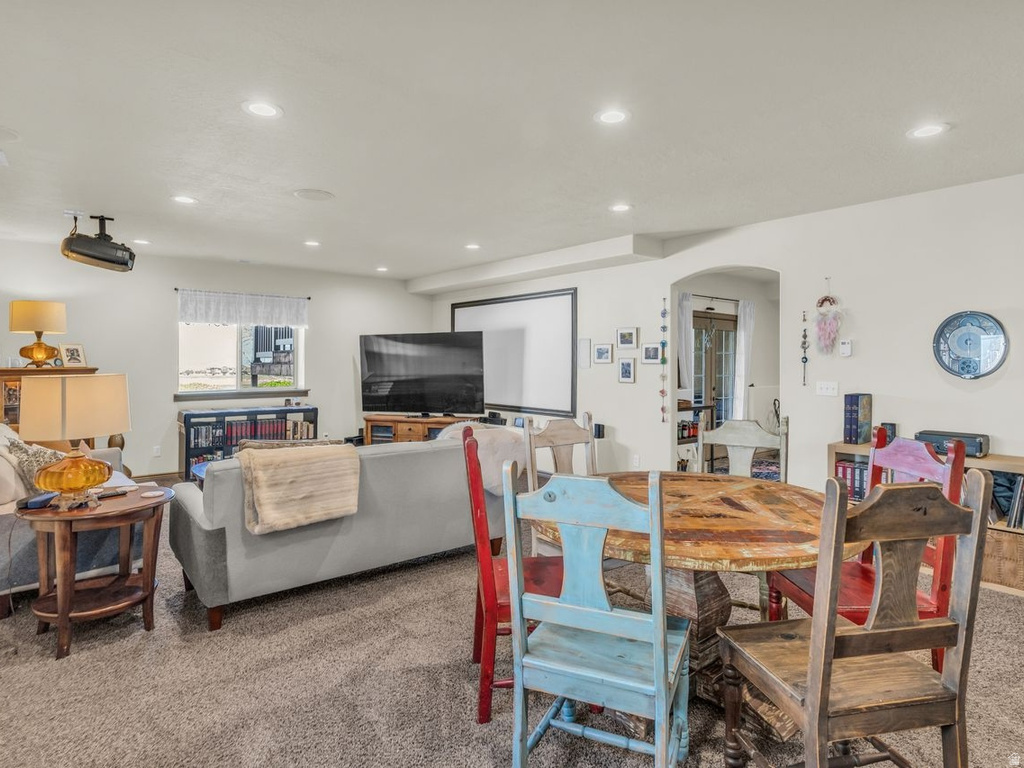 12367 S BLACK FOOT ST Riverton, UT 84096