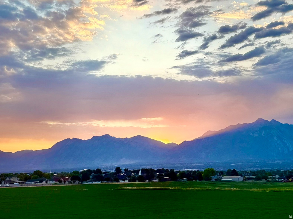 12367 S BLACK FOOT ST Riverton, UT 84096