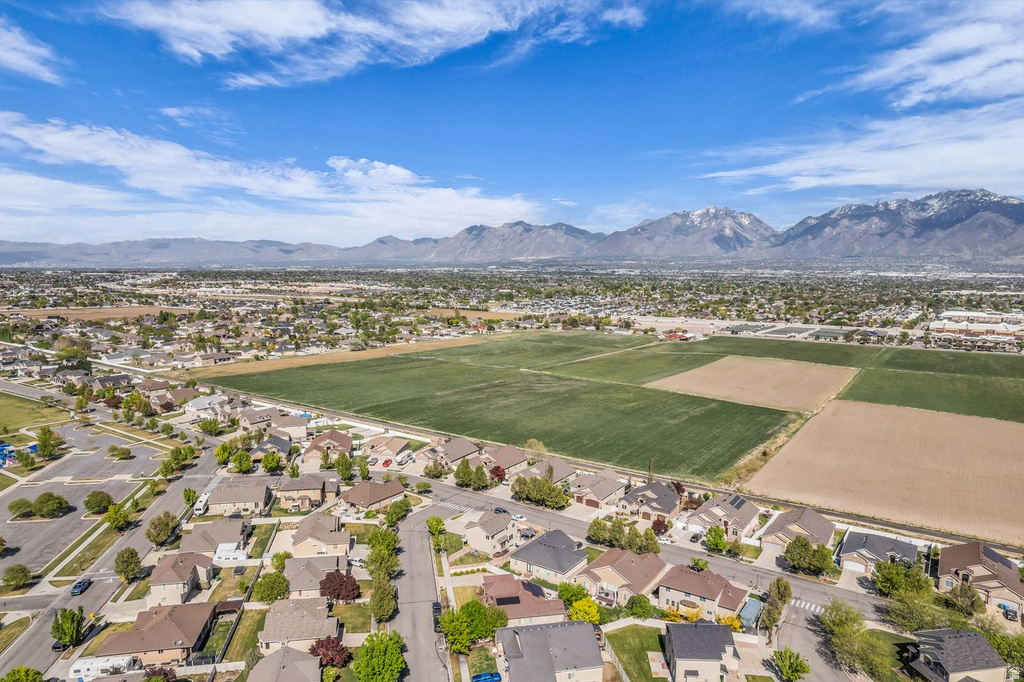 12367 S BLACK FOOT ST Riverton, UT 84096