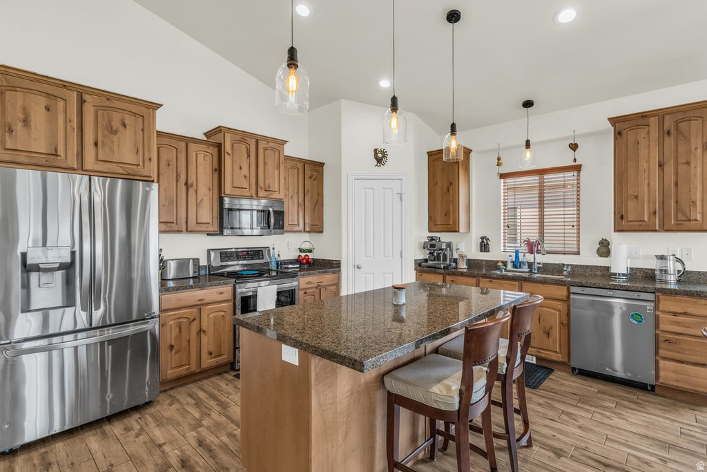 12367 S BLACK FOOT ST Riverton, UT 84096