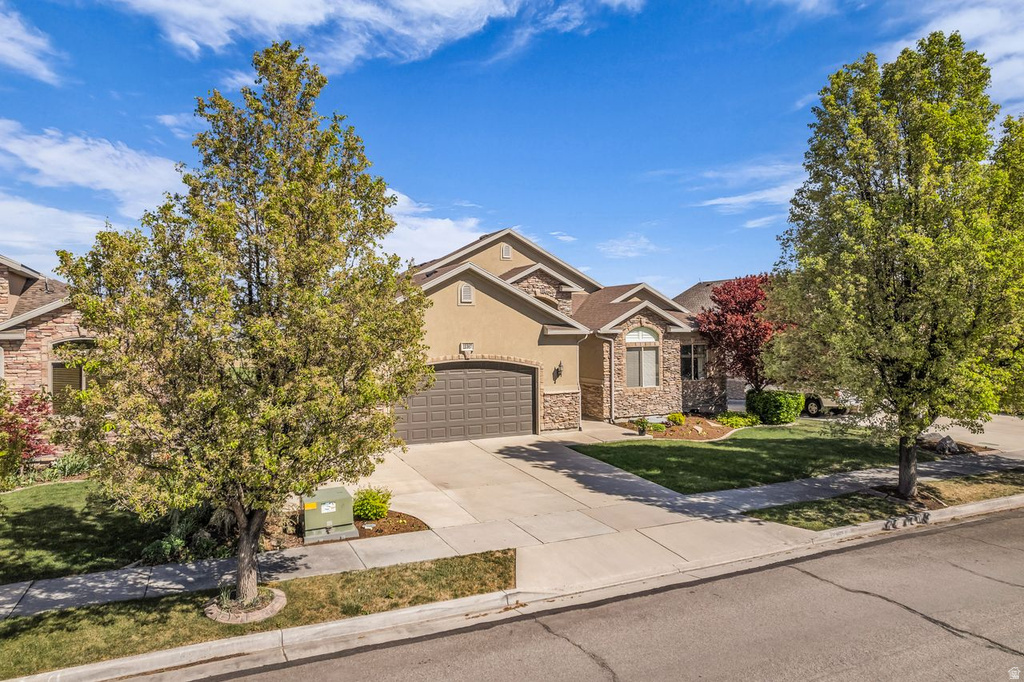 12367 S BLACK FOOT ST Riverton, UT 84096