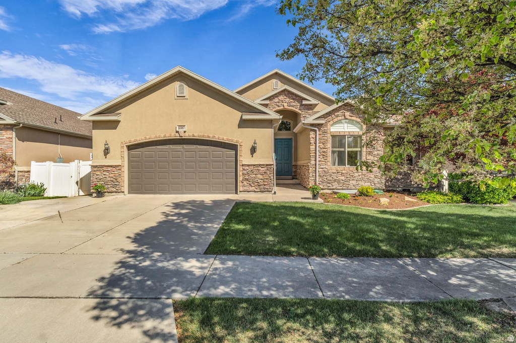 12367 S BLACK FOOT ST Riverton, UT 84096