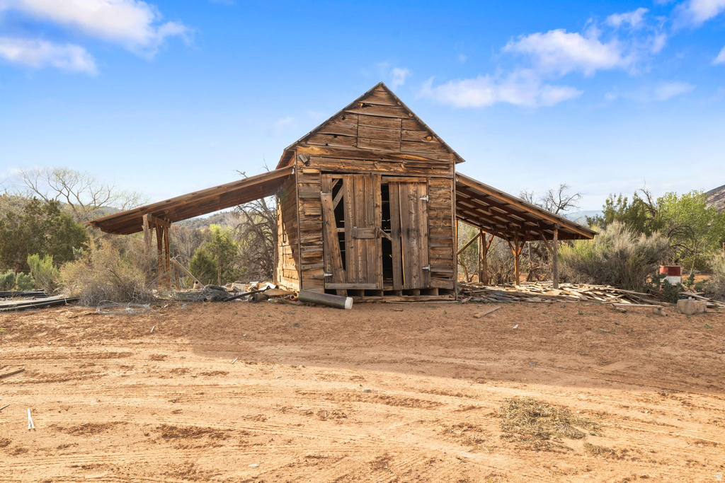 2275 N PINE RD Escalante, UT 84726
