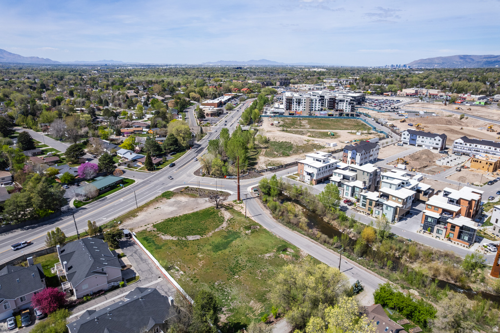 1990 E ARBOR LN Holladay, UT 84117