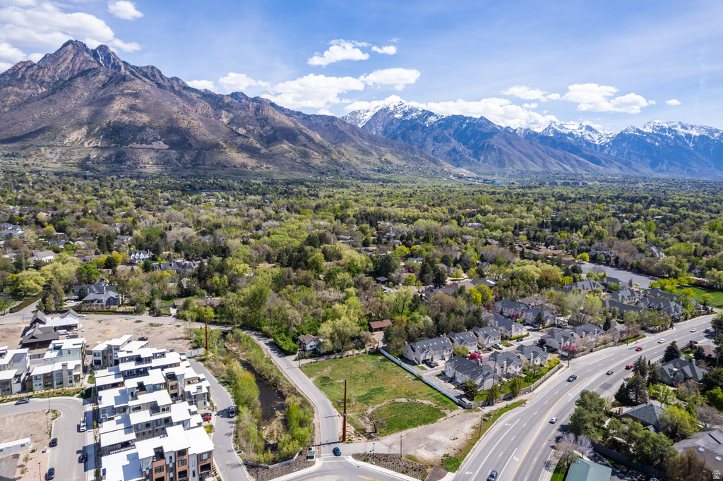 1990 E ARBOR LN Holladay, UT 84117