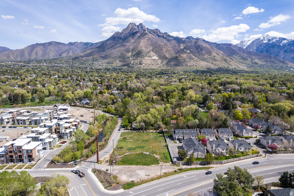 1990 E ARBOR LN Holladay, UT 84117