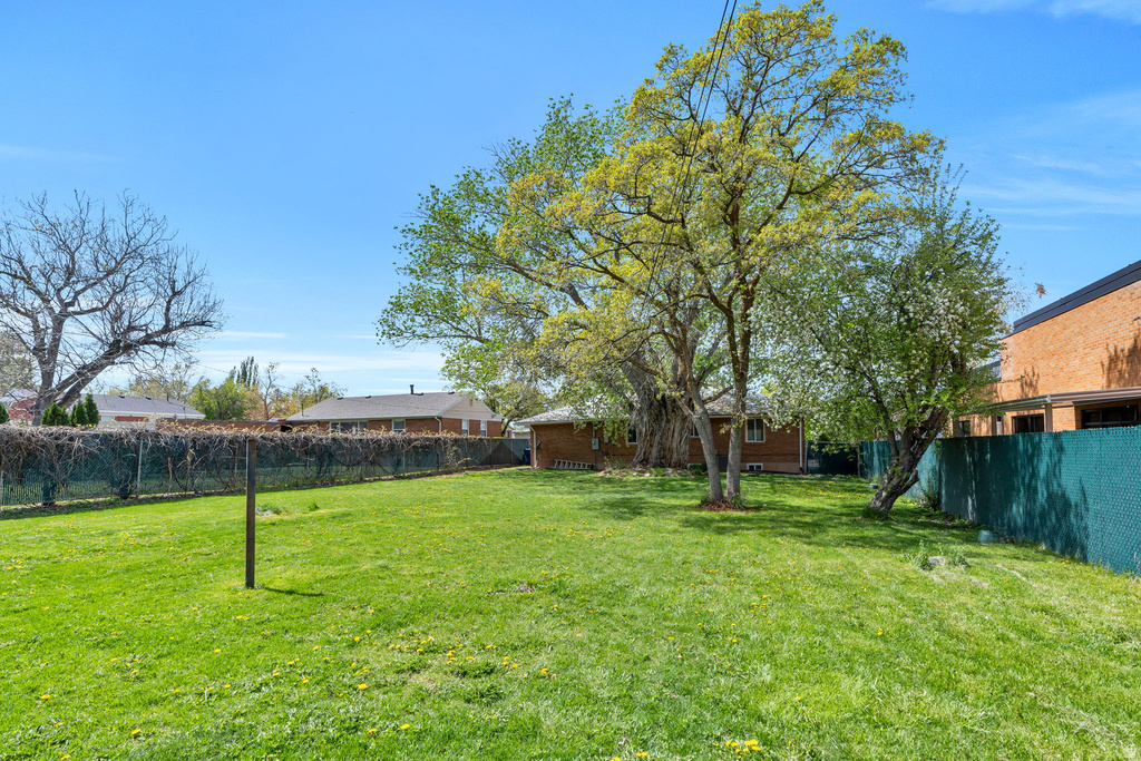 3720 QUINCY AVE Ogden, UT 84403