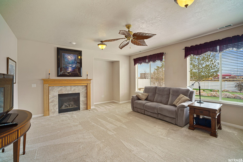 902 ROMSEY CT North Salt Lake, UT 84054