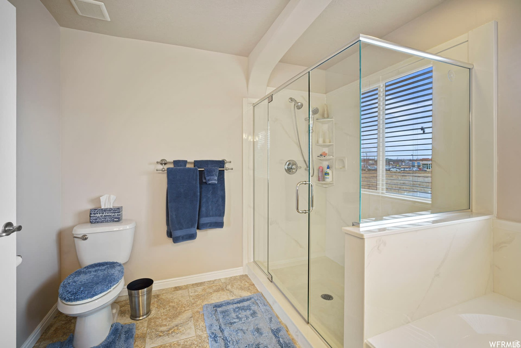 902 ROMSEY CT North Salt Lake, UT 84054