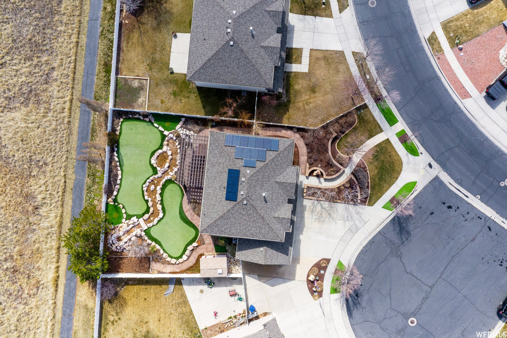 902 ROMSEY CT North Salt Lake, UT 84054