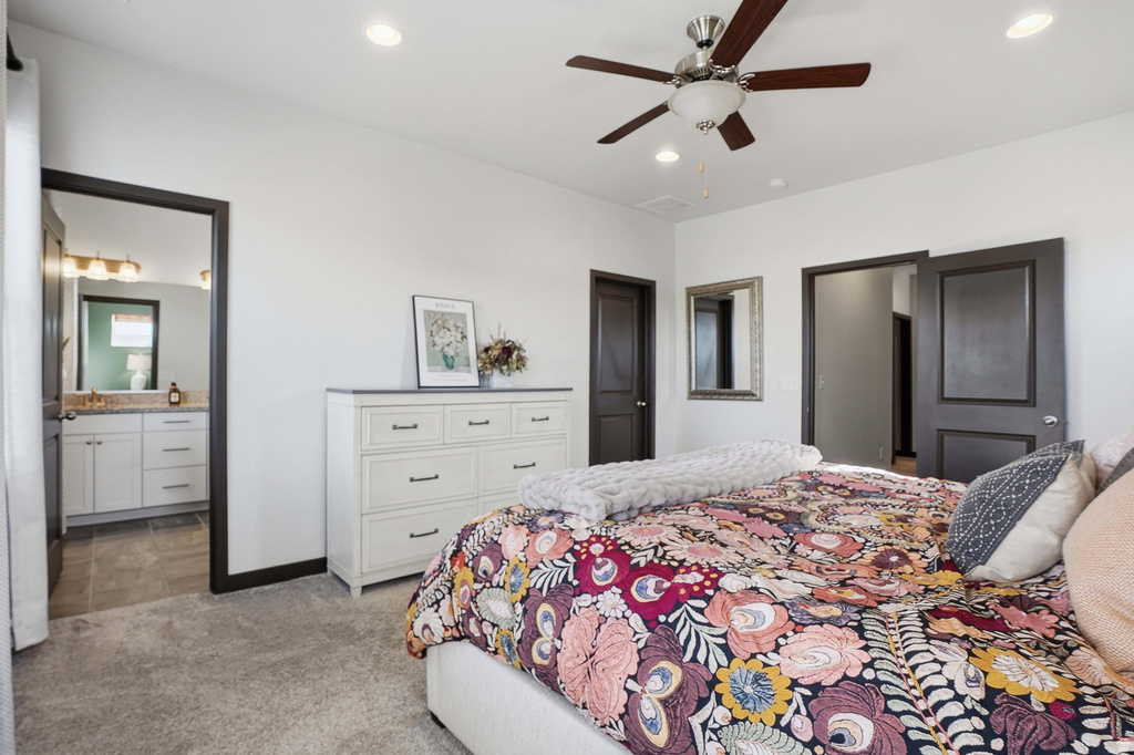 11409 S ABBEY MILL DR South Jordan, UT 84009