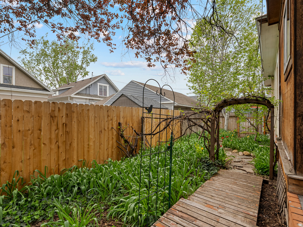 920 E BELMONT AVE Salt Lake City, UT 84105