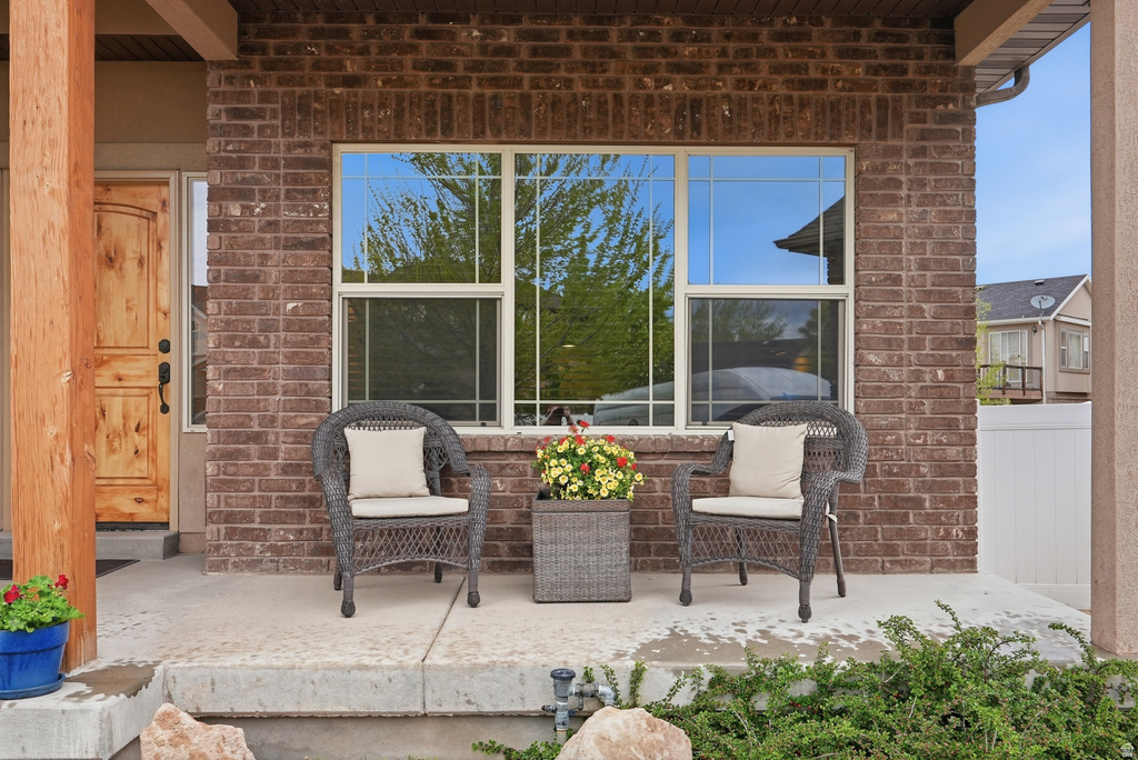 10722 S CORAL DUNE DR South Jordan, UT 84009