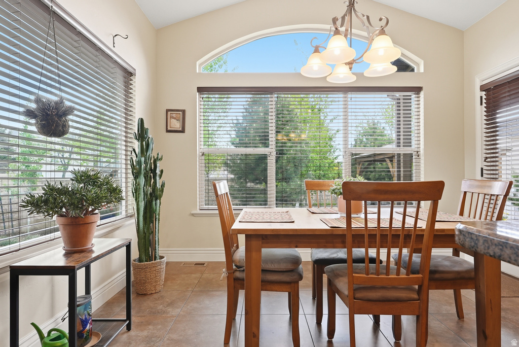 10722 S CORAL DUNE DR South Jordan, UT 84009