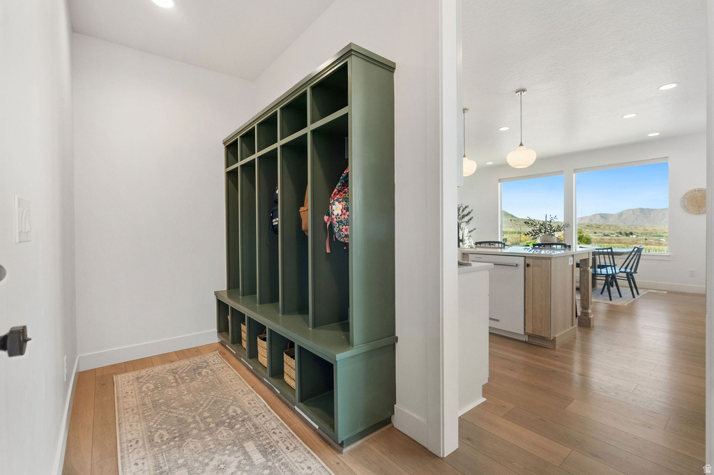 686 W EAGLECREST CIR Elk Ridge, UT 84651