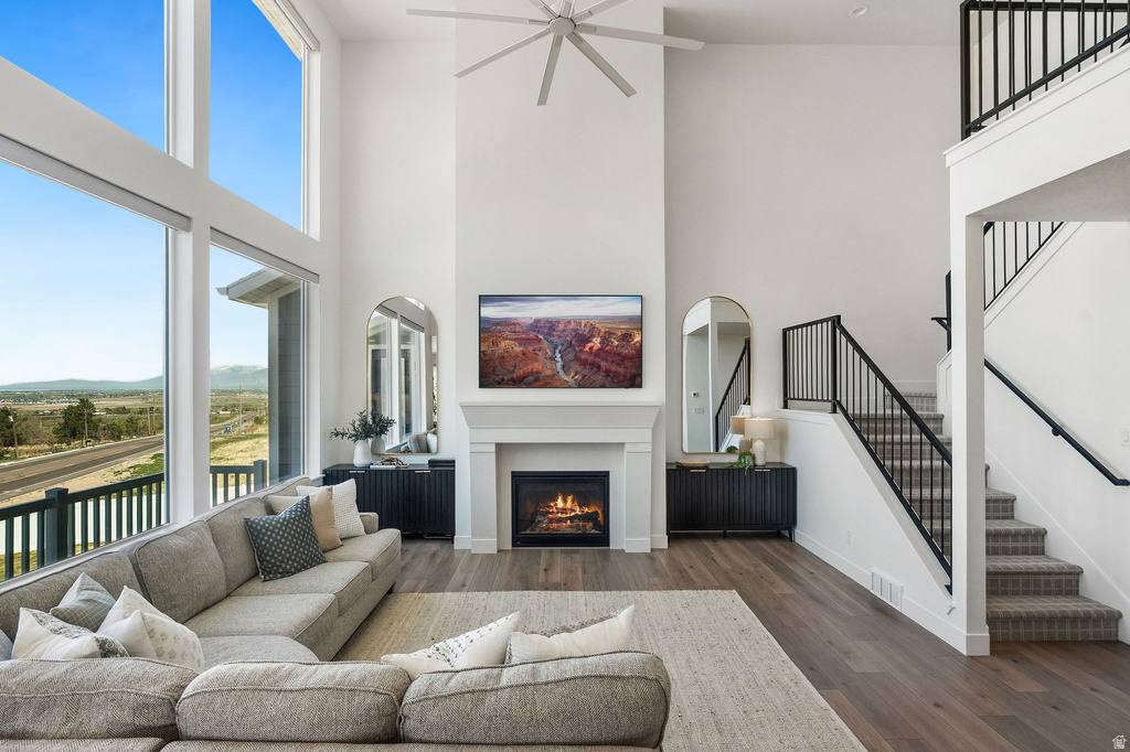 686 W EAGLECREST CIR Elk Ridge, UT 84651